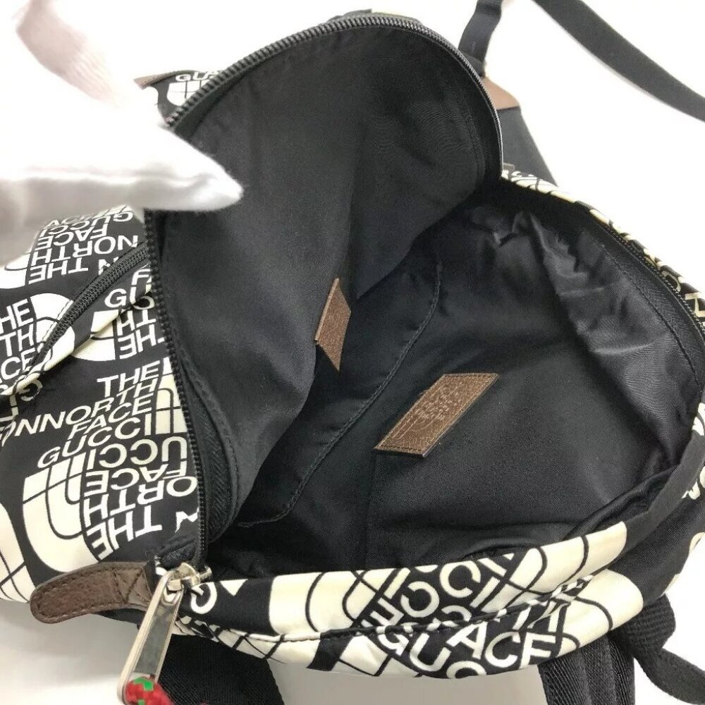 GUCCI GUCCI x THE NORTH FACE collaboration Backpack - Picture 12 of 14